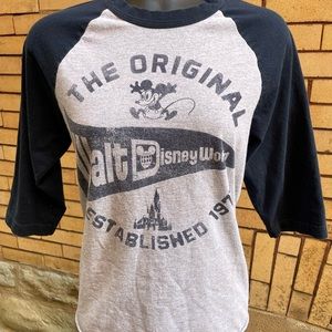 Walt Disney World Disney Parks 3/4 Sleeve T-Shirt small